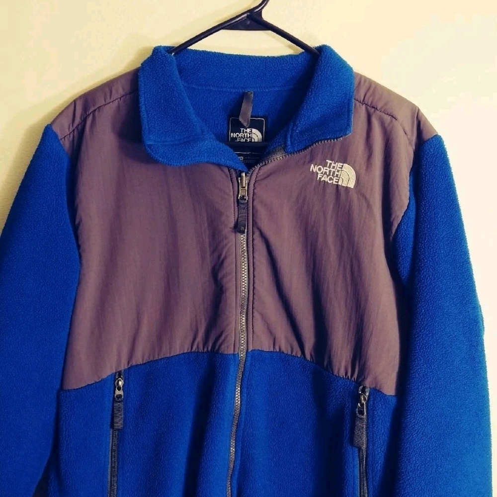 The North Face Men's Blue and Gray Jacket